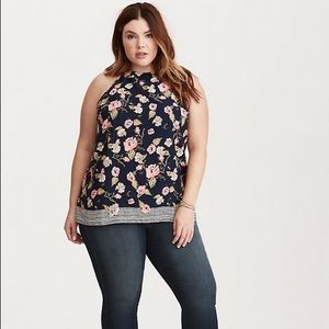 ✨ Torrid Floral Top with Zip Back ✨